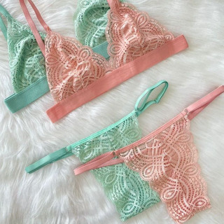 Conjunto de Lingerie Sutiã Sem Bojo Calcinha String Regulável
