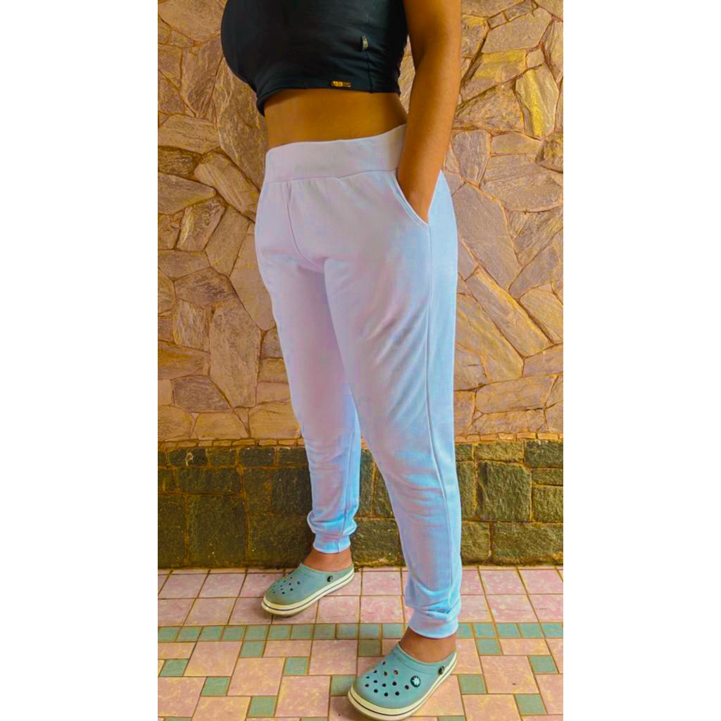 CALÇA MOLETOM FEMININA AKMODAS