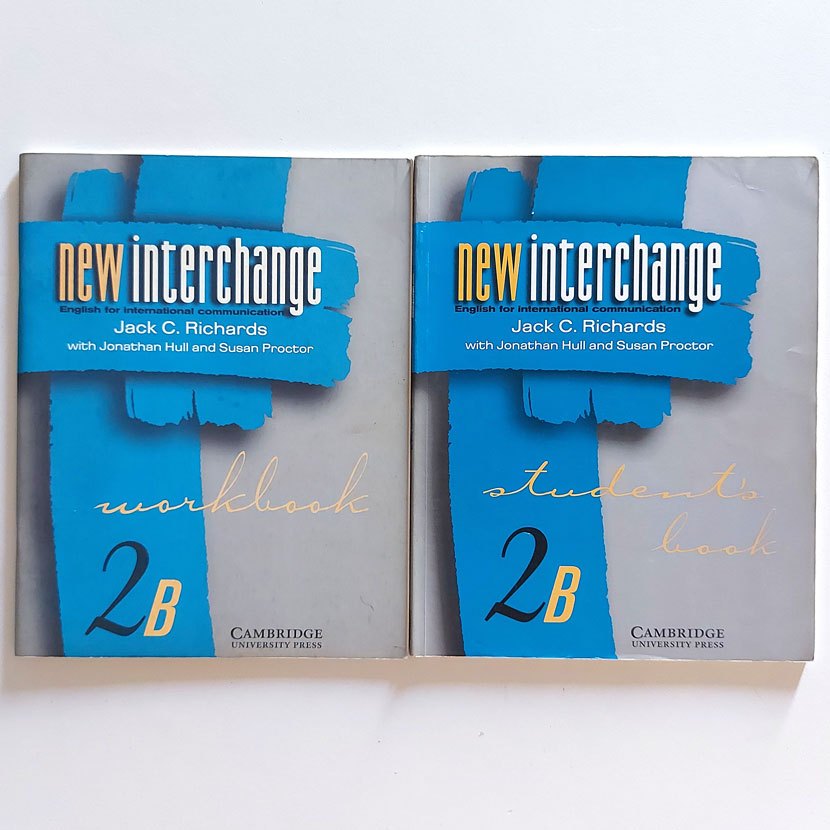 Livro New Interchange English For International Communication 2b Workbook / Student's Book - Jack C. Richards With Jonathan Hull And Susan Proctor Cambridge