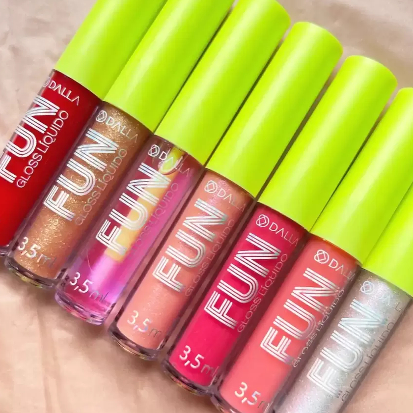 Gloss Labial Girls Just Wanna Have Fun Dalla - Cheiro Bubbaloo / Vitamina E / Manteiga De Karité