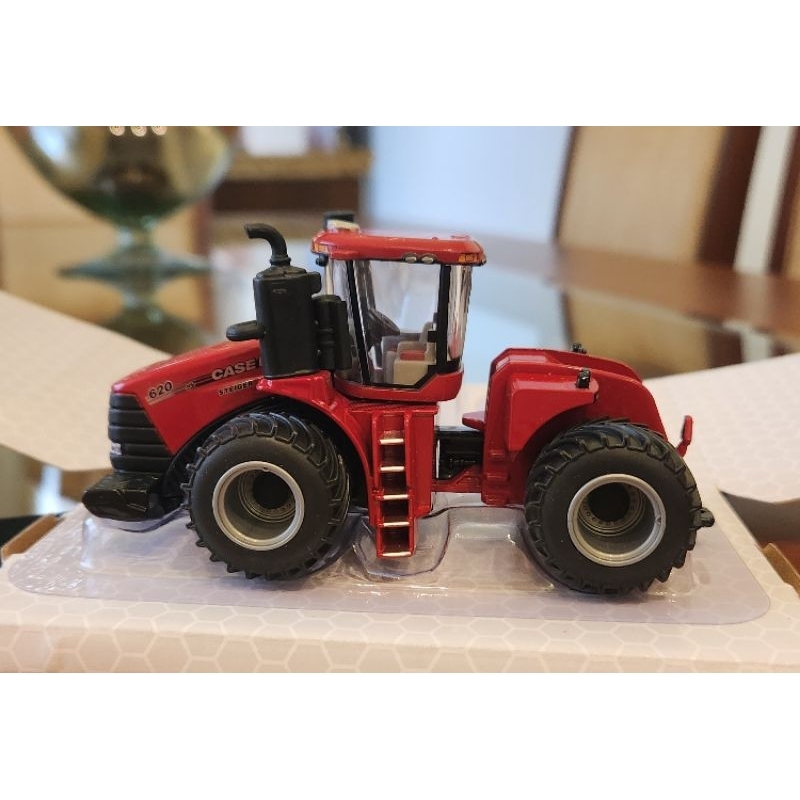 miniatura trator Case Steiger 620 pneus LSW Prestige  Collection 1/64 Ertl