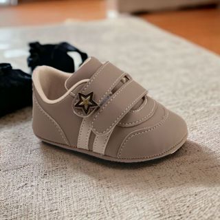 Calçado de bebê para menino com duas pontas em Oferta na Shopee