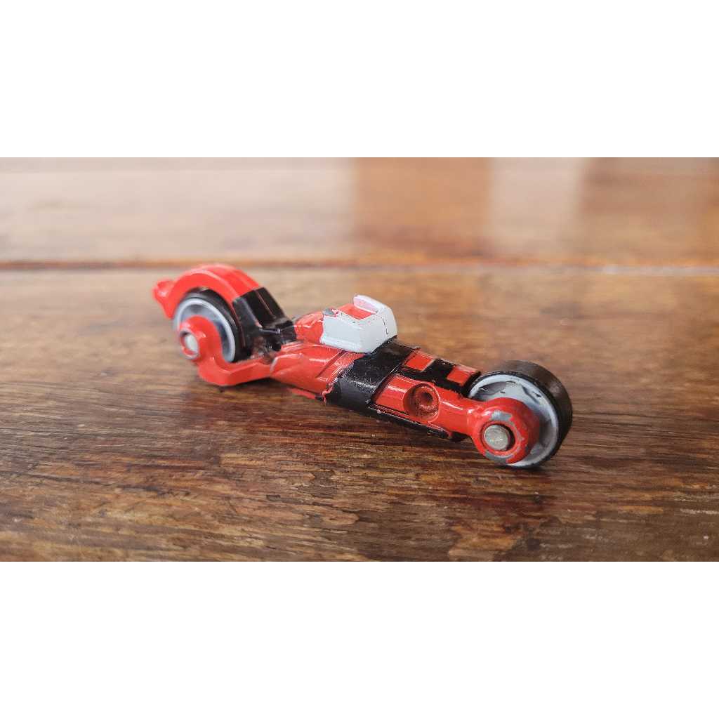 Hot Wheels com Detalhes - Motor Blade McDonald's Vermelho - Stunt Strikers 2007 (Fora da Embalagem)