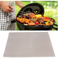 Tapete De Churrasqueira 40x33CM COM Furo Produzida Em Teflon Lavável E Reutilizável De Alta Durabilidade E Resistência