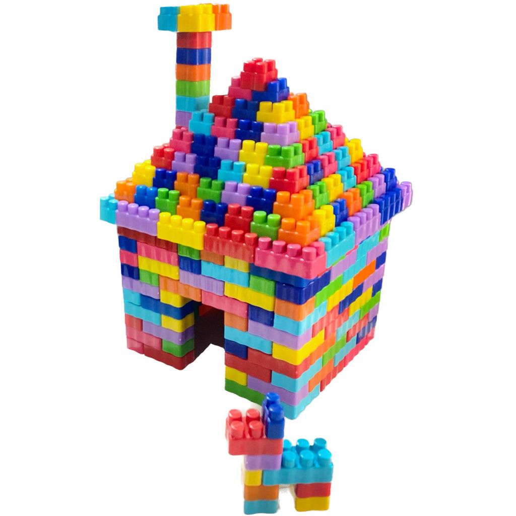 kit com 100 blocos para encaixa com peças super coloridas + rodinhas em Oferta na Shopee