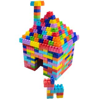 kit com 100 blocos para encaixa com peças super coloridas + rodinhas em Oferta na Shopee