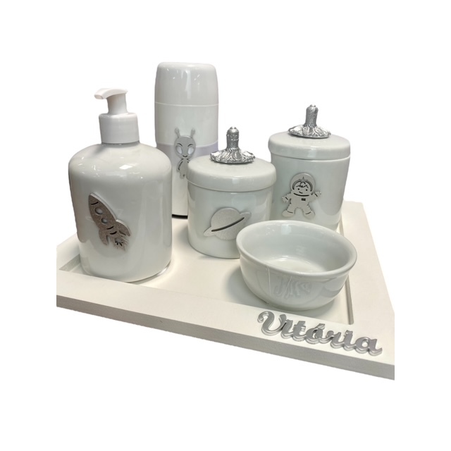 Kit higiene porcelana astronauta com bandeja reta e nome para decoração