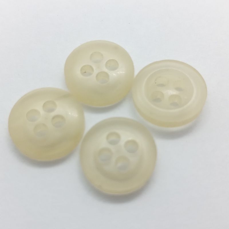 Botão Botoes 4 furos beje perolado cód prat3/4