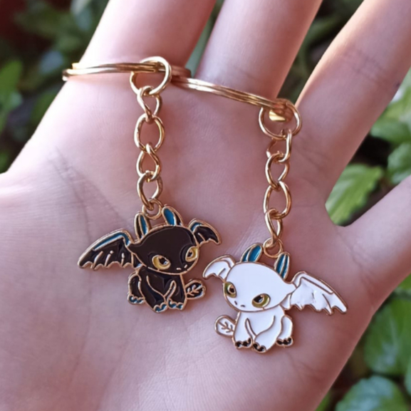 Conjunto de Chaveiros Como Treinar Seu Dragão Banguela e Fúria da Luz Couple Casal Presente em Oferta na Shopee