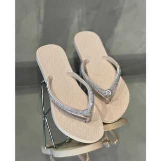 CHINELO Strass,conforto,elegância e praticade para você arrasar nesse verão Chinelo Feminino Verão Tira Brilhante Strass