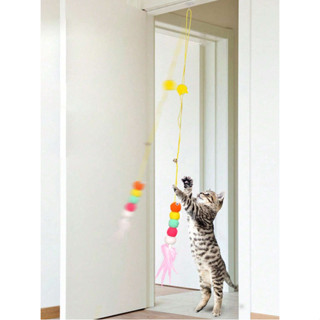 Brinquedo com Elastico Lagarta Para Gato Interativo De Pendurar na Porta Com Sino Divertido