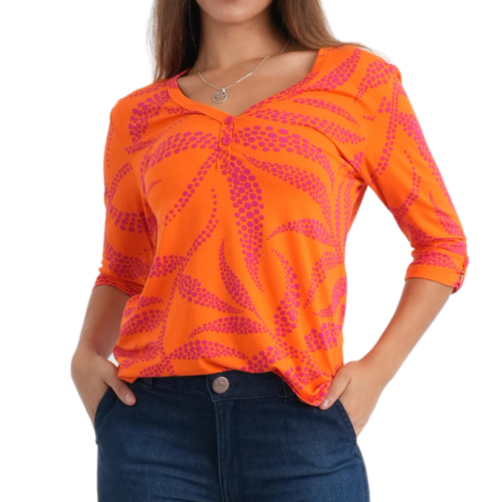 Camisa Feminina Manga 3/4 Com Botão P M G GG Diversas Cores Tampa Tapa Bumbum Decote V Camiseta Blusa Super Confortável Lisa Estampada Blusinha Casual Trabalho Elegante Fresca Básica Tecido Macio Luxo Em Relevo Moda Gringa Blogueirinha Lançamento
