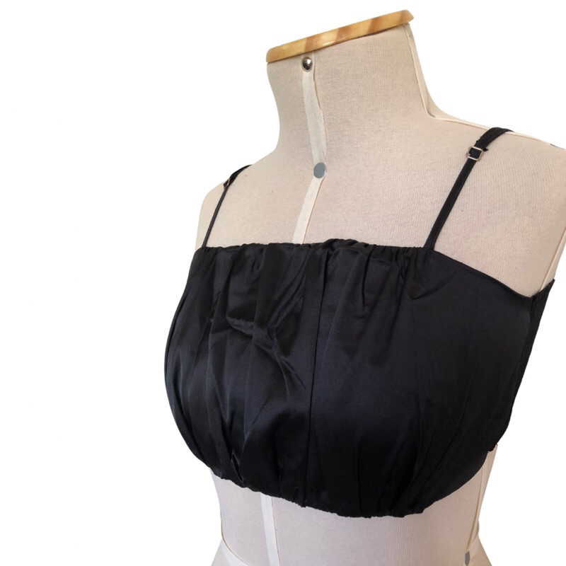 Cropped Top cetim Preto com alça ajustável Renner