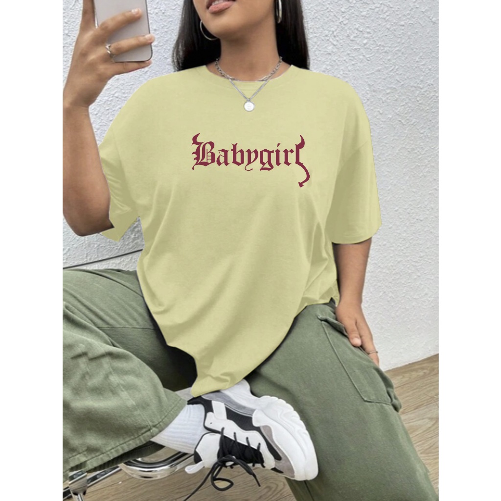 Camiseta Baby Girl Amarelo Claro Oversized Manga Curta Feminina Básica Estampa Colorida Streetwear 
