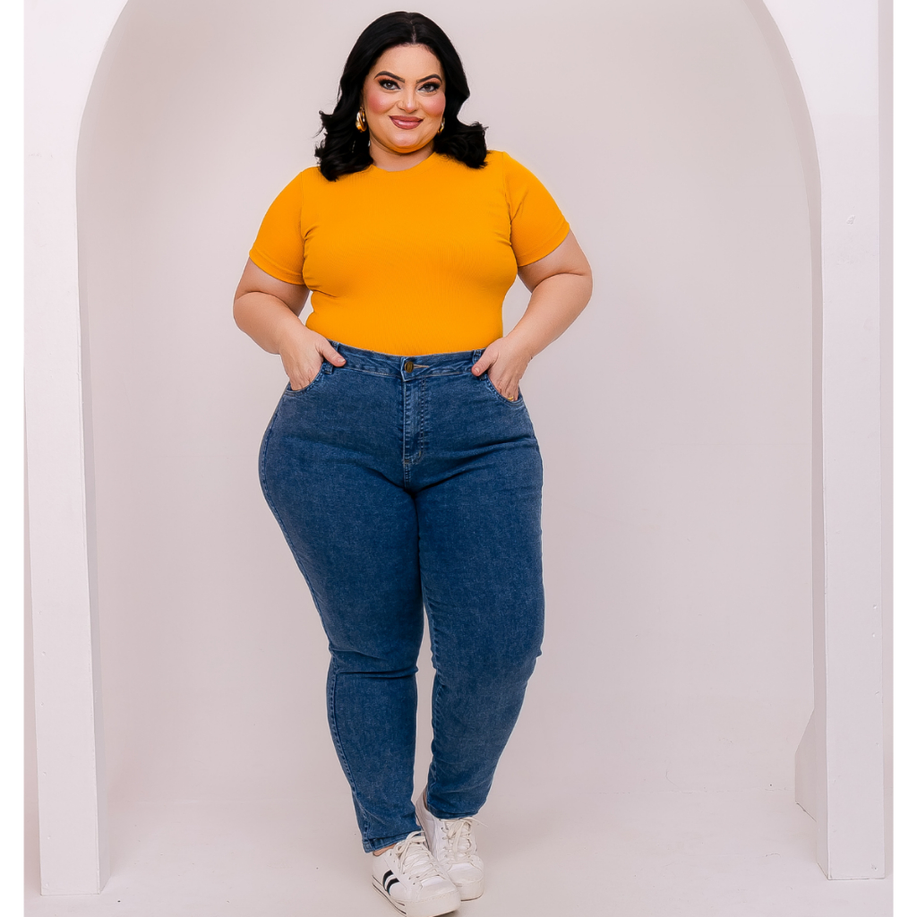 Calças Femininas Jeans Plus Size com Lycra Cintura Alta levanta bum bum em Oferta na Shopee