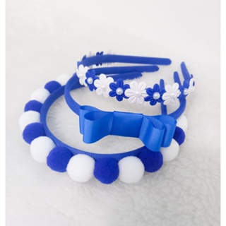 kit Volta as Aulas 3 Lindas Tiara azul Royal e Branco Com Pompom Florzinhas e Meia Pérola em Oferta na Shopee