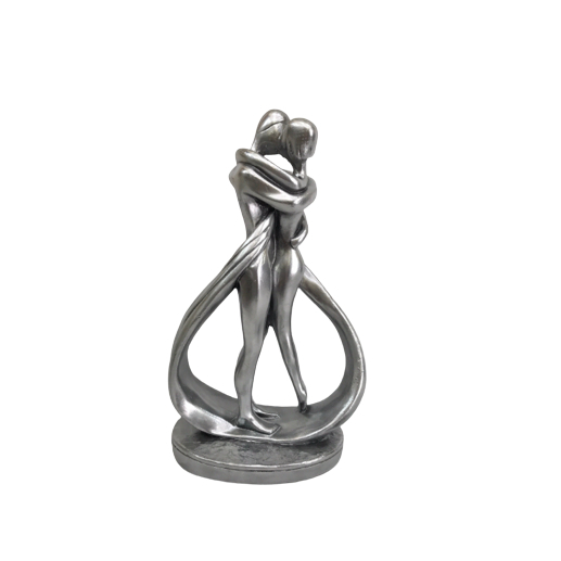 Escultura Casal Abraçados Paixão em Gesso Prata gesso love