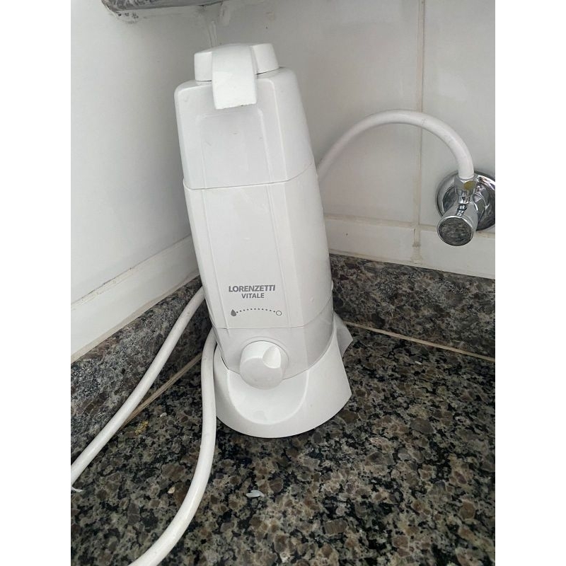 Purificador de água Vitale LORENZETTI branco. Medida: 18,8x18,5x34 (CxLxA)