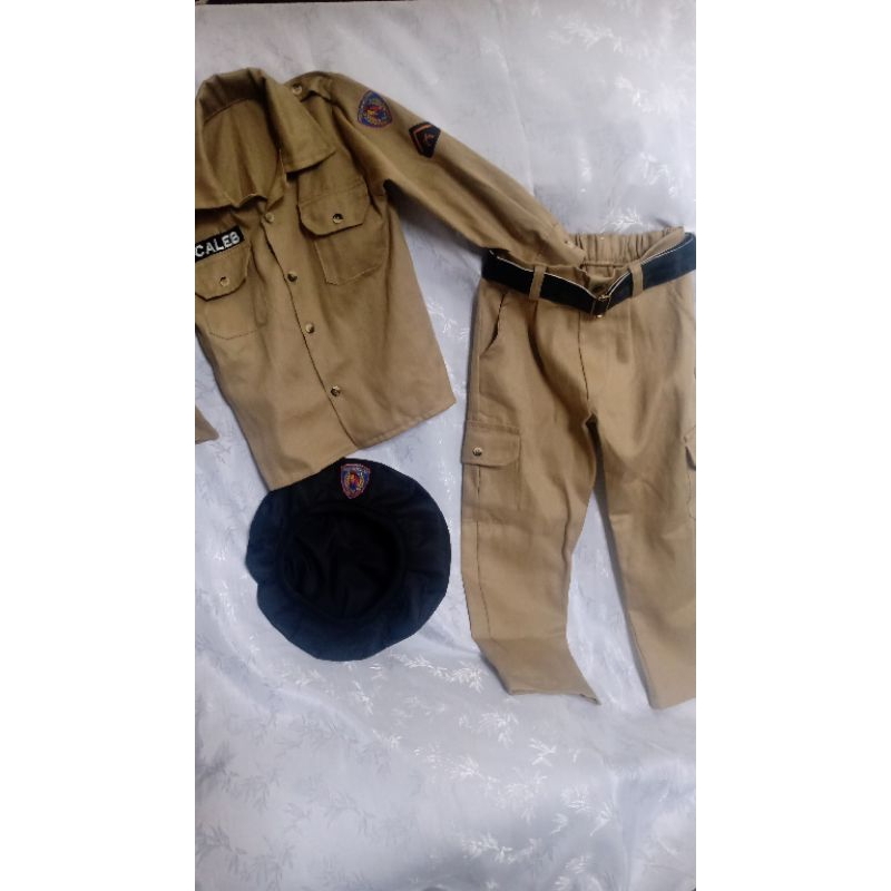 roupa / farda / fantasia polícia militar