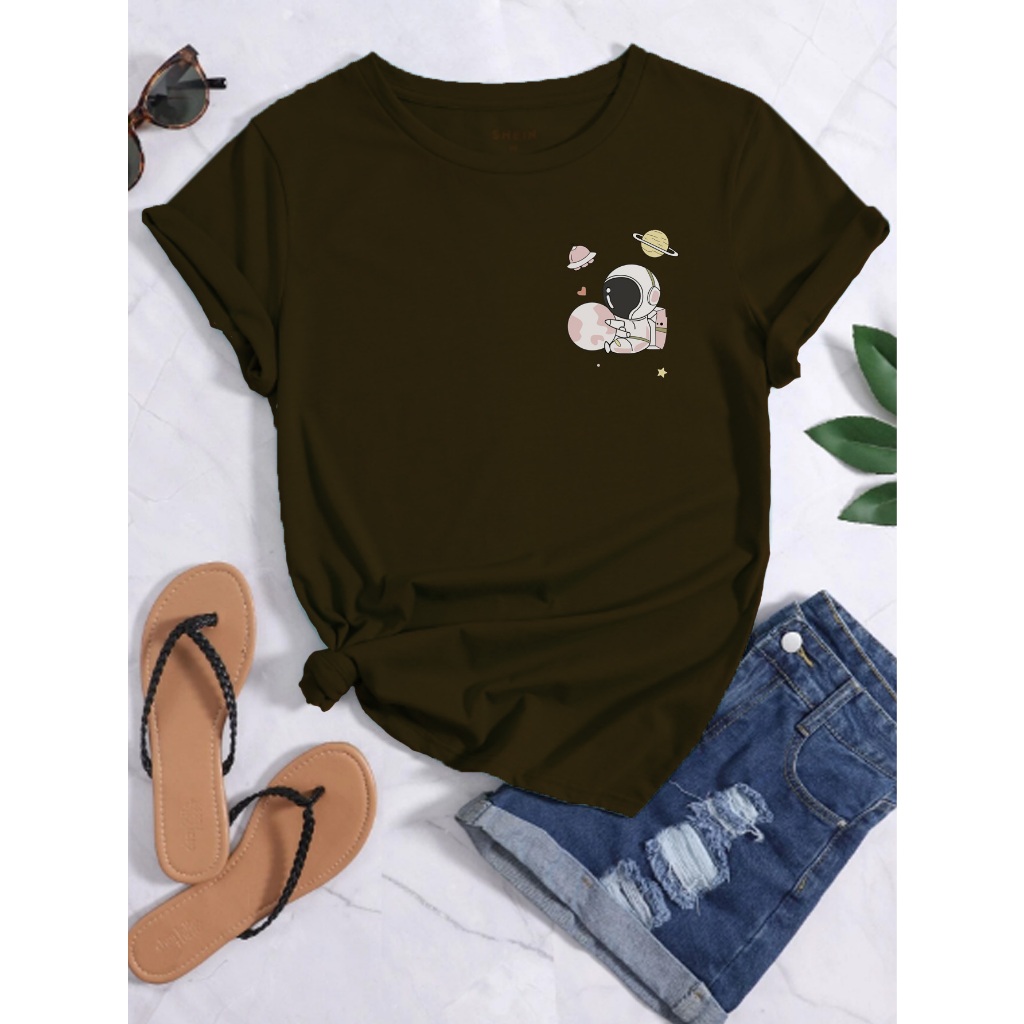 Camiseta Marrom Oversized Unissex Coleção Astronauta Nave Espacial Desenho Planeta Blusa Feminina Gola