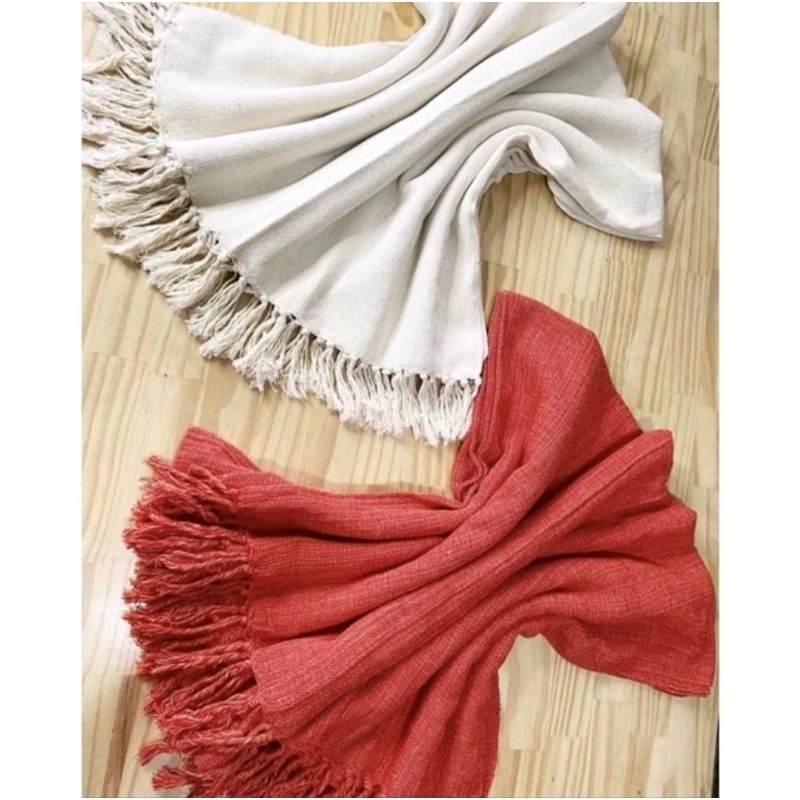 Manta Xale Decorativa Terracota Telha Off White Bege Branco para Sofa Poltrona Cama Solteiro Artesanal Algodao Posta Minimalista Boho Rustica Ideia Presente Mae Esposa Mulher Madrasta Sogra Avo Tia