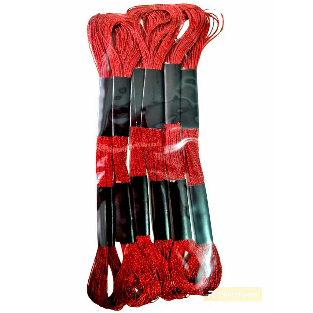 Kit De Linha Meada Para Bordar Com 06 Unidades Vermelho Metálico 720914 em Oferta na Shopee