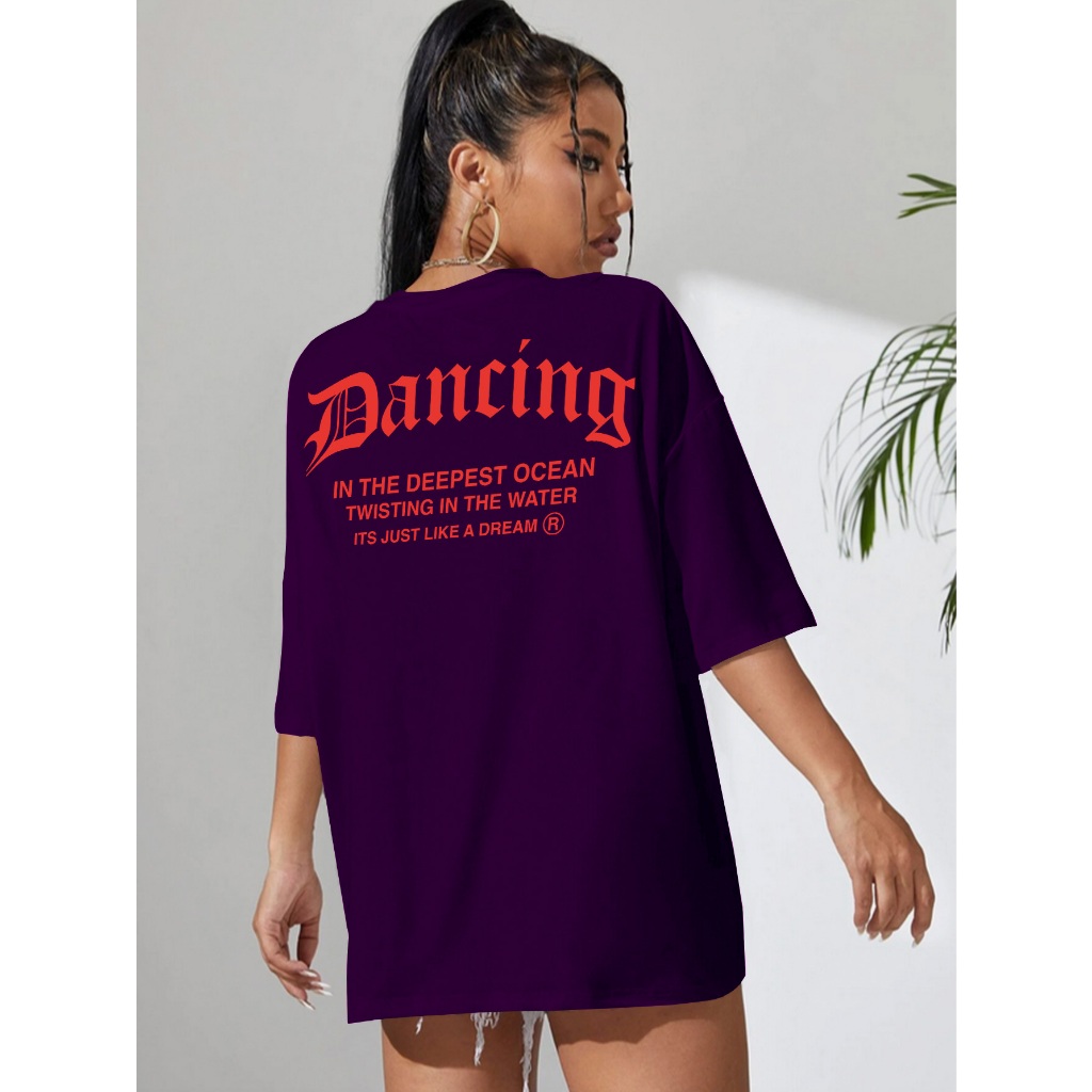 Camiseta Cor Roxo Forte Feminina Oversized Blusa Unissex Estilo Skatista Moda Gringa Estampado Danc
