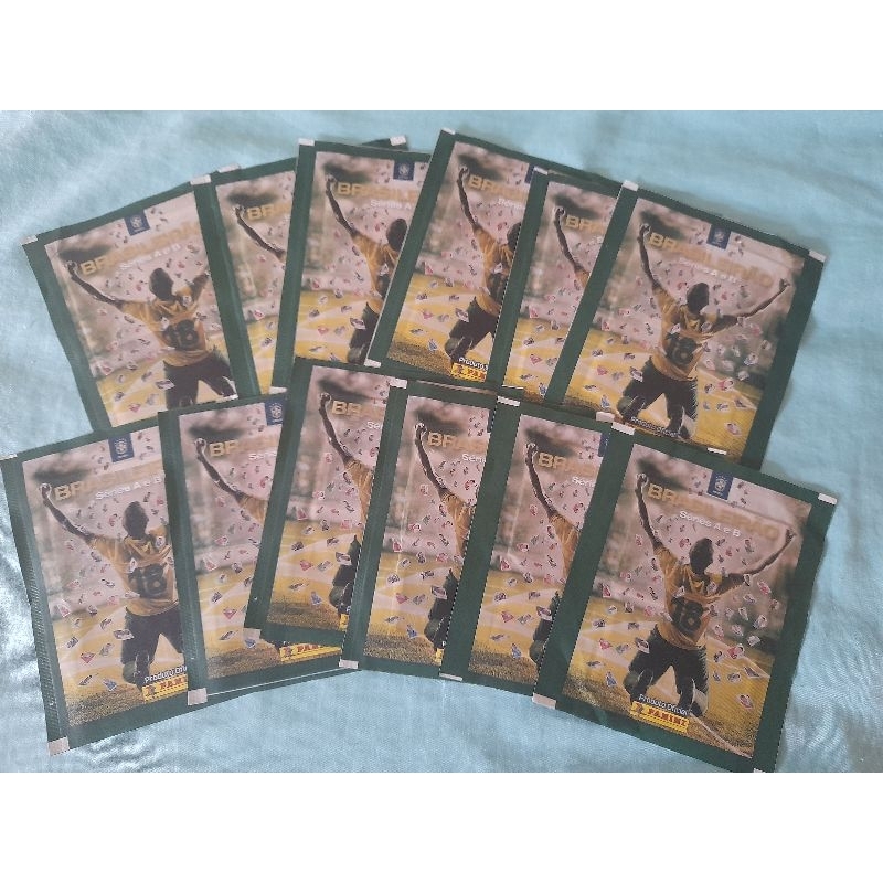Lote 12 envelopes lacrados figurinhas Brasileirão 2018