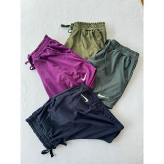 Kit Promoção 3 Shortinho Fresquinho Para Malhar ou Piscina Com Bolso Short Curto Para Corrida Revenda