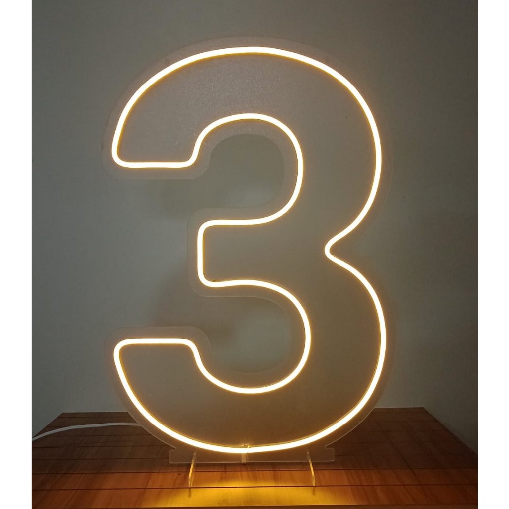 Painel Led Neon Números 0 /9 Acrílico Cristal 50cm Altura com base decoração de festa valor unitario em Oferta na Shopee