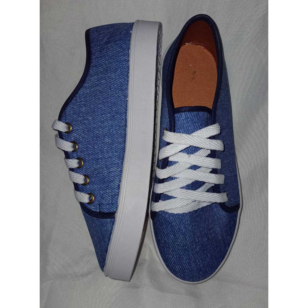 Tênis jeans super confortável (promoção) em Oferta na Shopee