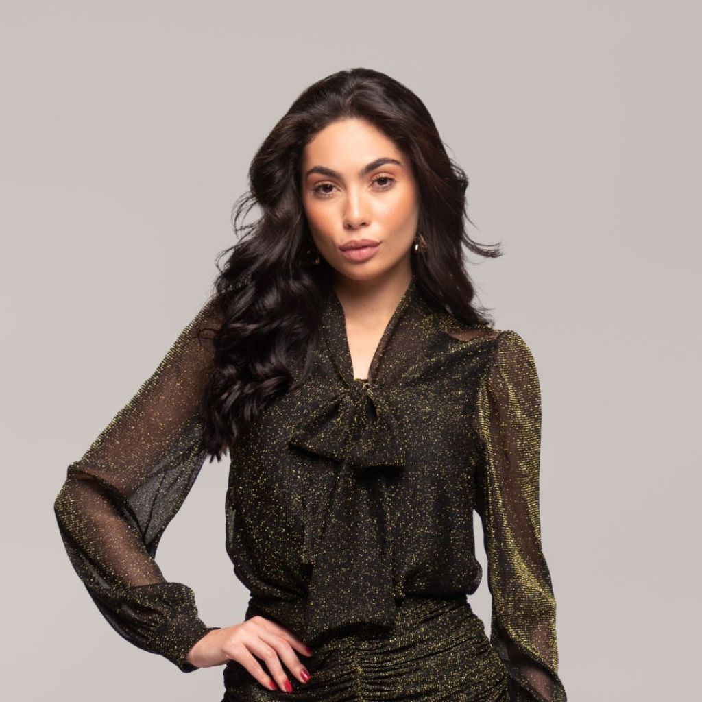 Blusa Feminina Tule com Lurex Dourado Manga Longa e Laço no Decote Elegante e Estilosa