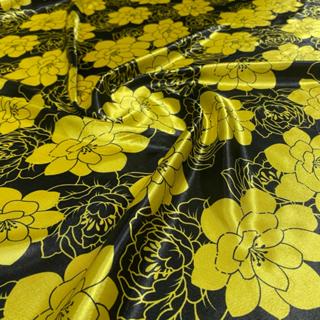 Tecido Cetim Preto Flores Amarelas 1,40m Decoração de Festas e Fantasias