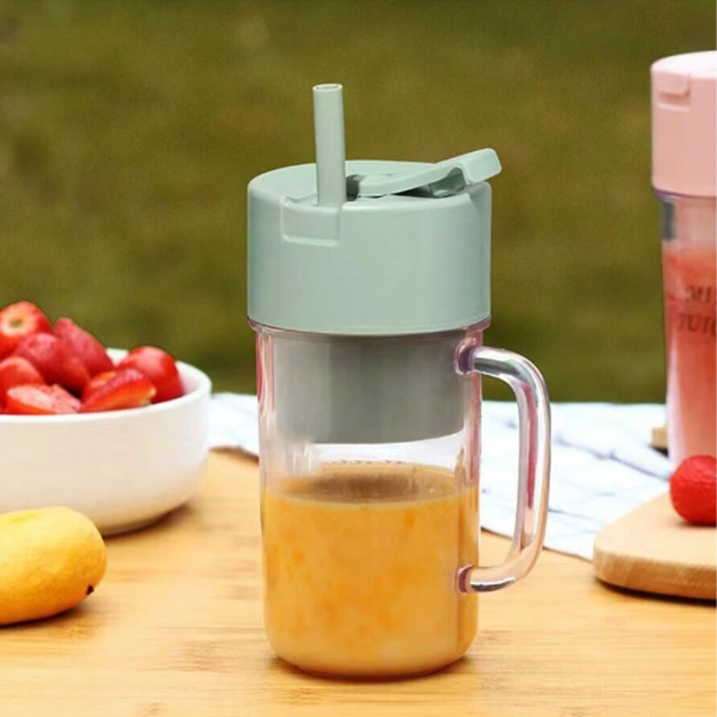 Copo Mini Liquidificador Mixer Caneca Elétrico Juicer Batedor Shake Frutas Portatil com Canudo Recarregavek