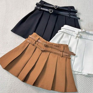 Shorts saia feminino em alfaiataria com cinto de couro
