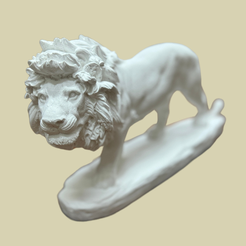 Escultura Leão em Pé Imponente 27cm x 17cm | Estátua Rei Leão de Gesso Cru | Estatuetas Para Decoração de Casa Sala Ambientes