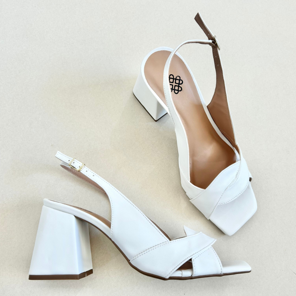 Calcado Feminino Branco Confortavel Sandalia Bico Quadrado Salto Alto Grosso Moda Sapato Mulher