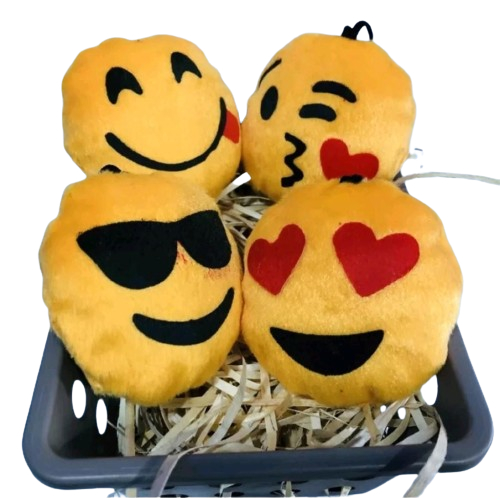 Chaveiro De Pelúcia - Emoji e Pompom