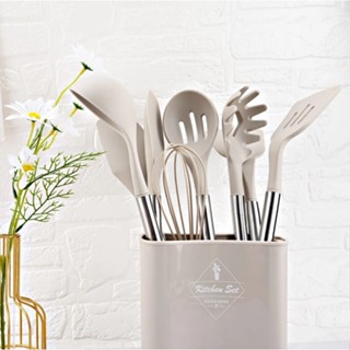 Kit C/12 Peças Utensílios De Cozinha Colheres Espátula Silicone Cabo Madeira Decoração Livre BPA