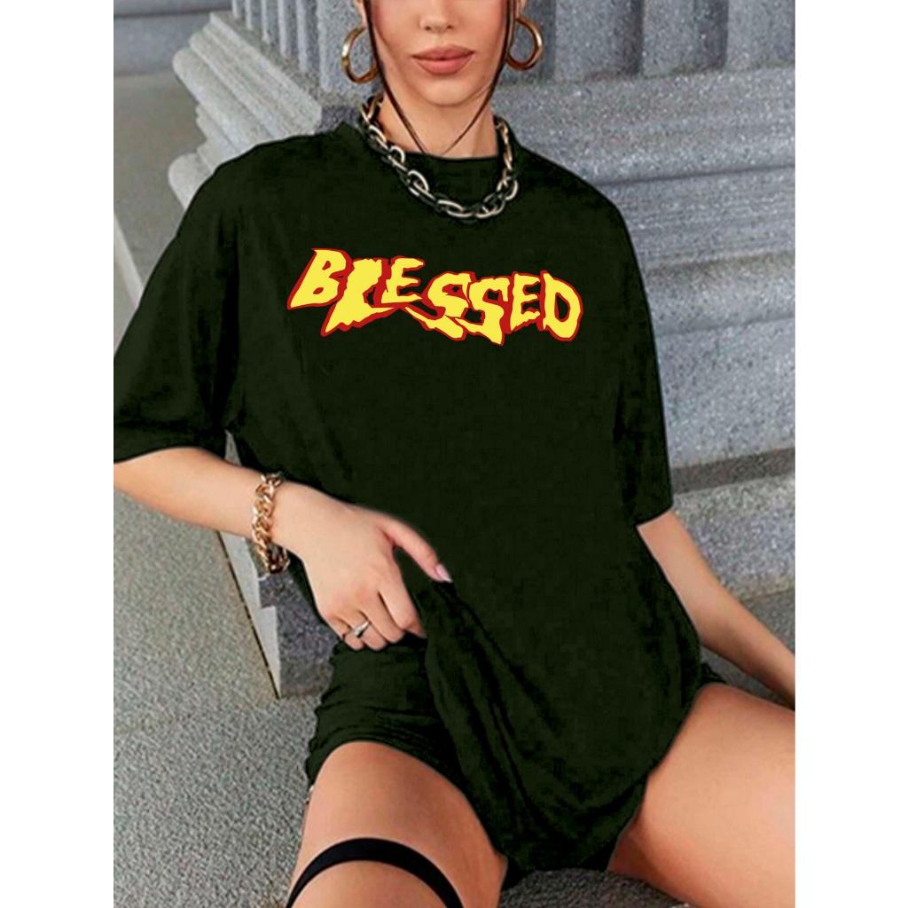 Camiseta Moderna Oversized Feminina Tecido Verde Militar Desenho Simples Colorido Blusa Larga Estilosa