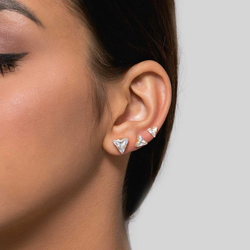 Trio de Brincos em Zircônia Formato Triângulo Banhado a Prata
