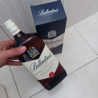 Whisky Ballantines Finest 1 Litro Original.