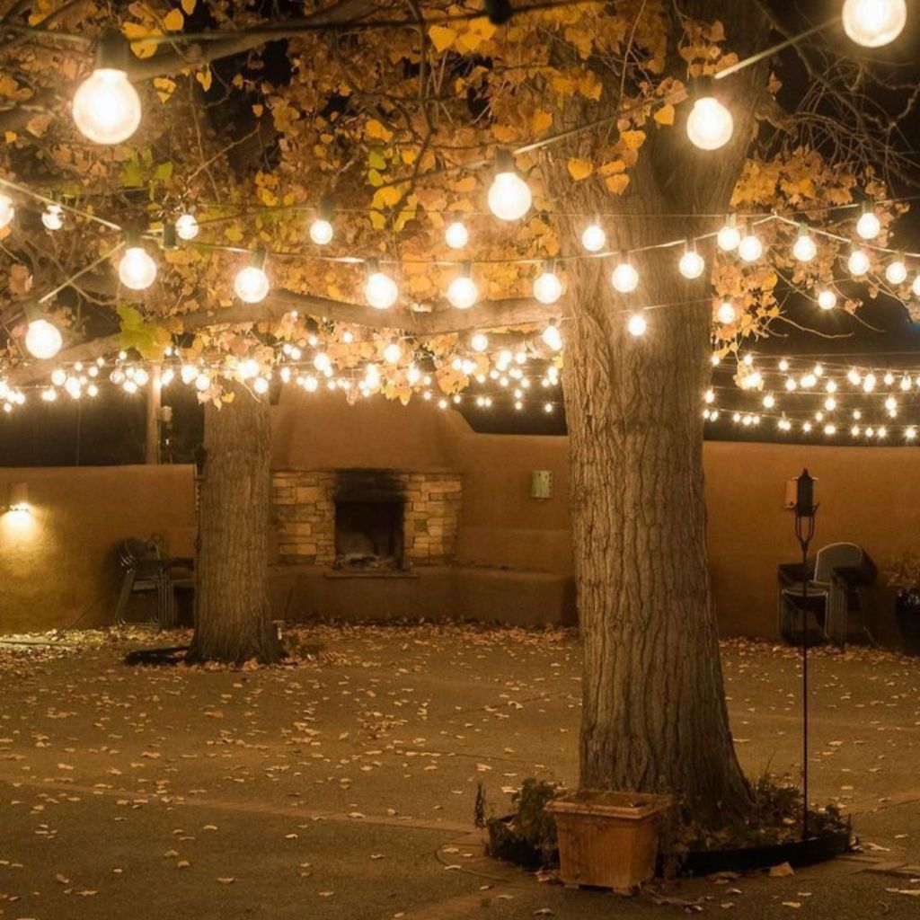 Varal de Luz para área externa com 10/20/30 metros, Festão Gambiarra, lampadas inclusas em Oferta na Shopee