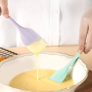 Espatula Pao Duro Fechada Raspadora Silicone 27cm - Amarelo