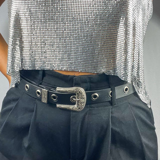 Cinto Feminino em Couro Ilhós punk Rock