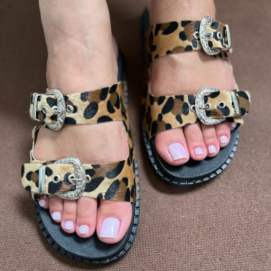 Papete Feminina  2Fivelas Papete Rasteira Feminina Animal Print
