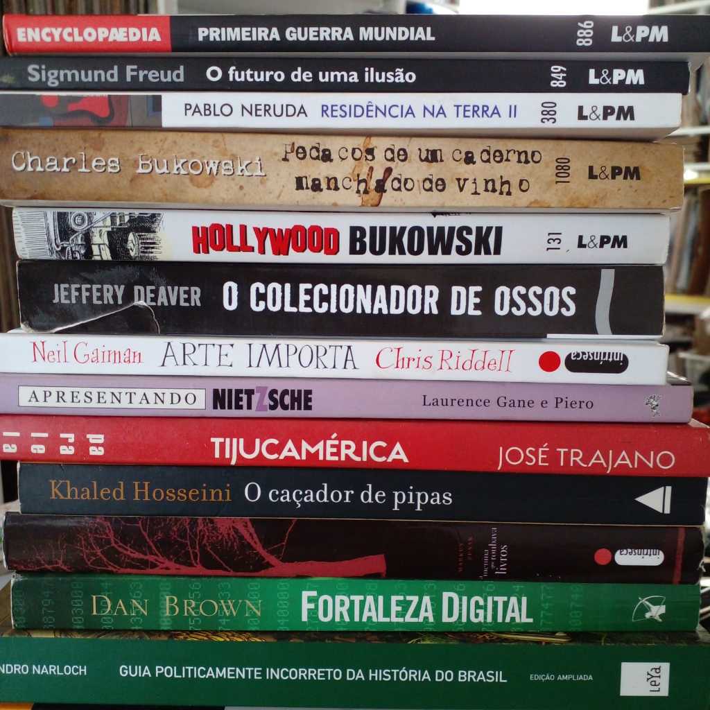 LIVRO - VÁRIOS LIVROS NO PREÇINHO! VÁRIOS TÍTULOS ATUALIZADOS COM FREQUÊNCIA. LER É CULTURA!