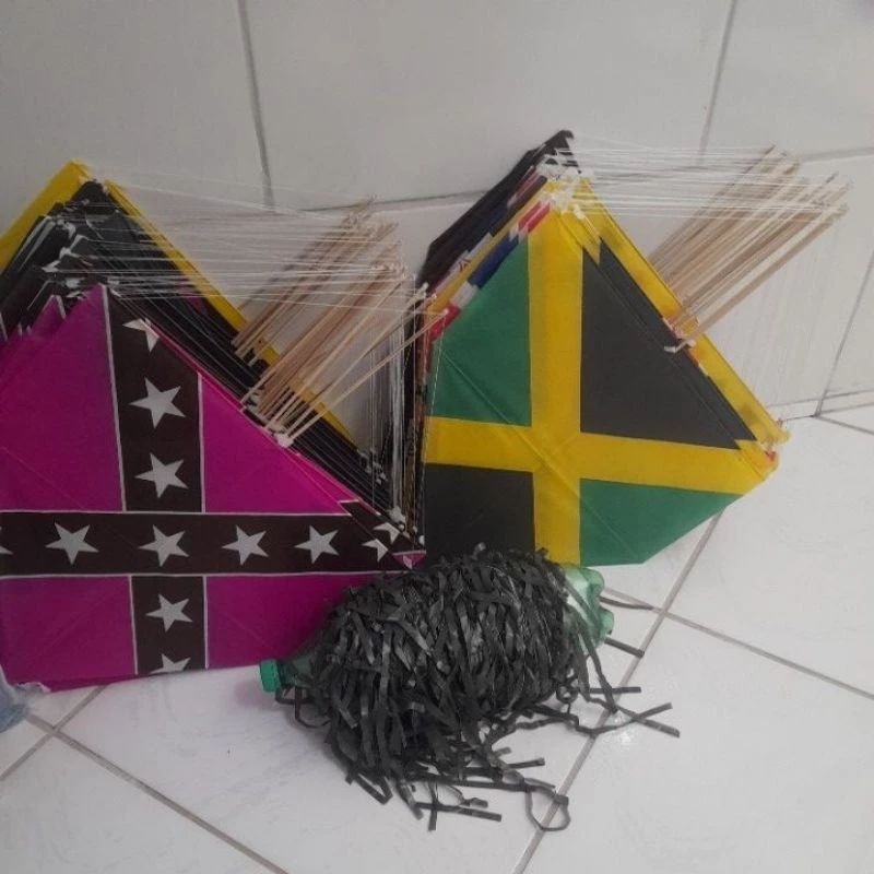 Pipas, kit 10 pipas vandas de 55cm com rabiolas.