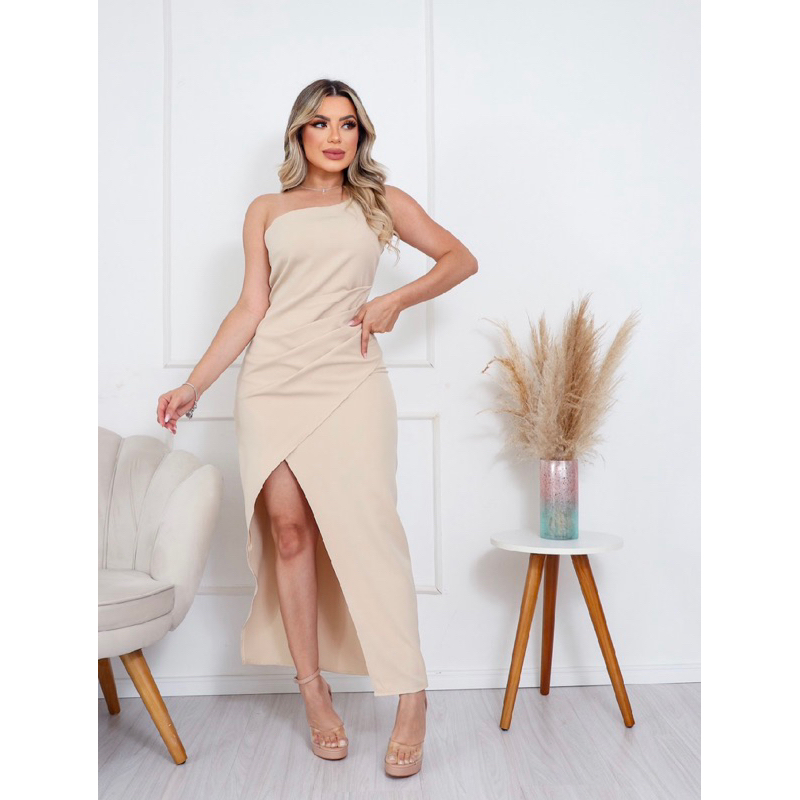 Vestido mídi com fenda