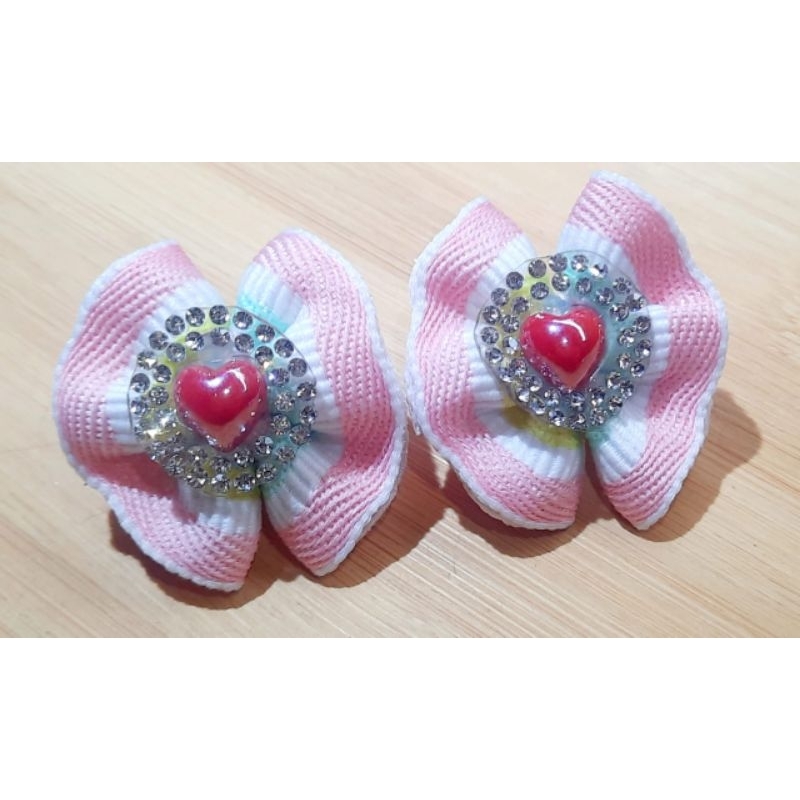 10 Laçinhos Pet, Coração Rosa, Pet Biju, Laços, Banho e Tosa Pet shop